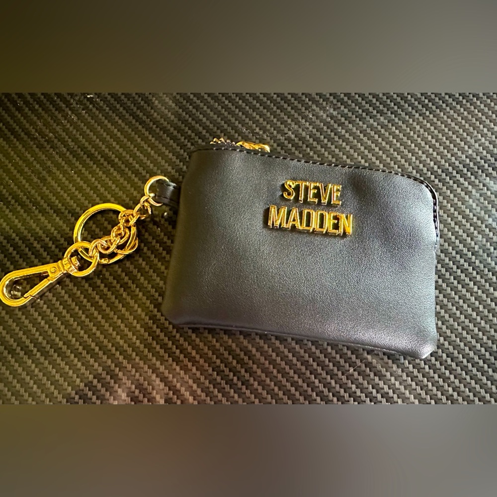Authentic Steve Madden Coin or ID Wallet Key Chain